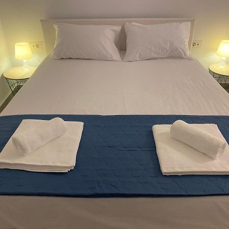 Bianco Blue Apartment Тинос Екстериор снимка