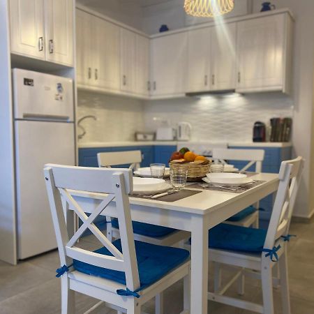Bianco Blue Apartment Тинос Екстериор снимка