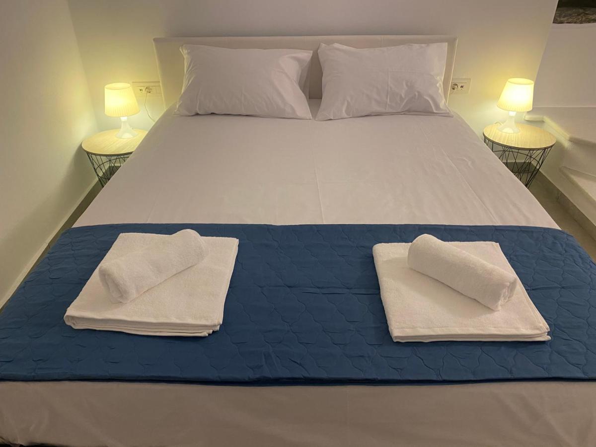 Bianco Blue Apartment Тинос Екстериор снимка