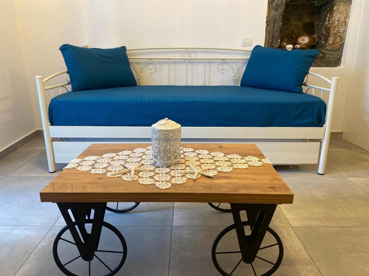 Bianco Blue Apartment Тинос Екстериор снимка