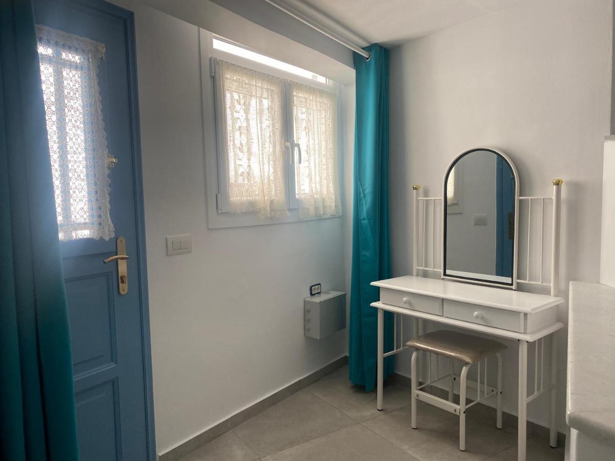 Bianco Blue Apartment Тинос Екстериор снимка